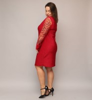 Elegancka Sukienka Dancing Circles- Trapezowa Sukienka z Tiulowymi Rękawami w Kropki  PLUS SIZE