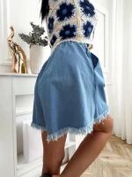 Szorty damskie jeansowe krótkie z frędzlami niebieskie letnie casual